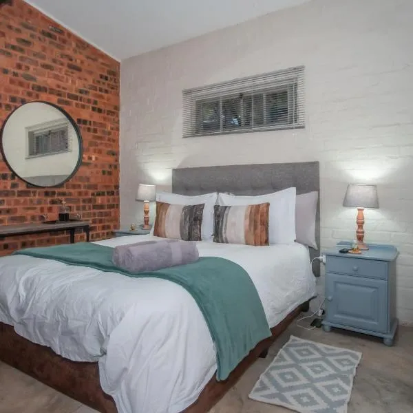 Bushbaby Cottage in Hartbeespoort, hotel di Pretoria
