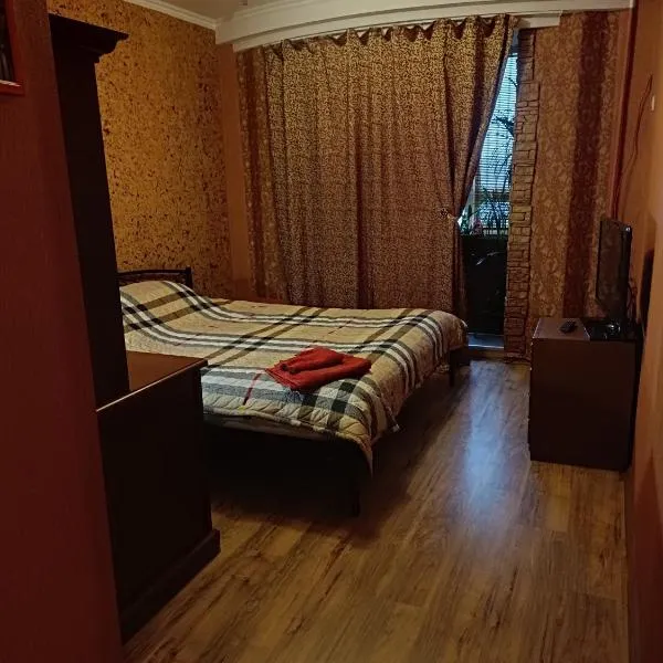 Покровський район, КРЕС 1,2,3кімнатні, Фрунзе 3к, Зарічний 3к, hotel v destinaci Kryvyj Rih