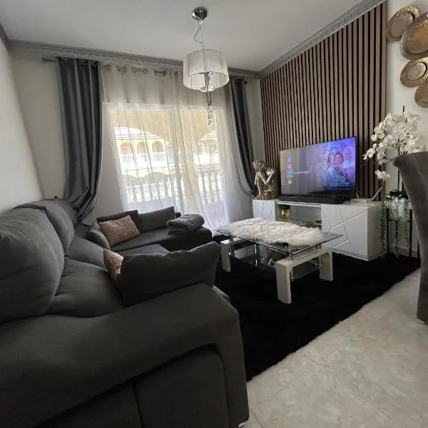 Home S&F- Algorfa, hotel v destinaci Algorfa