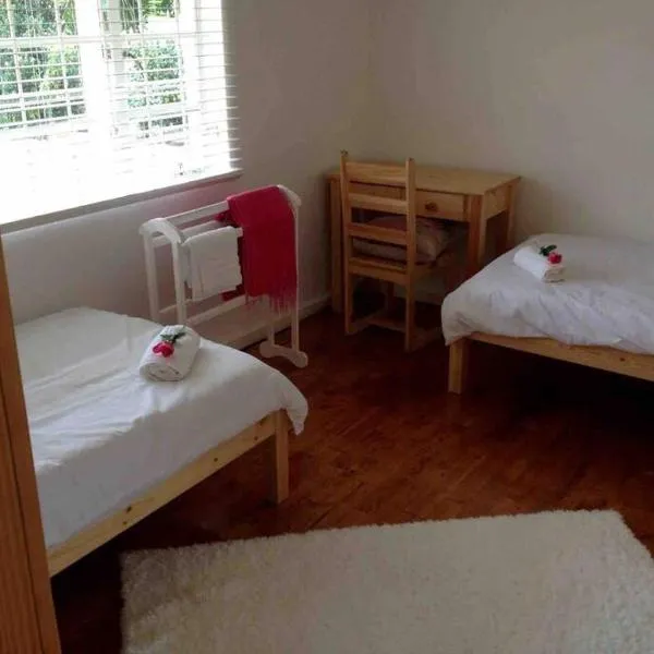 Basic and Simple Hospitality, hotel in George