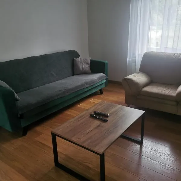 Leśna Chatka, готель у місті Śmigiel