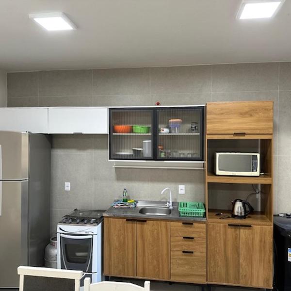Casa 70mt2 Mobiliada Centro Gaivota 400mt do Mar Wifi TV Smart - Foto 4