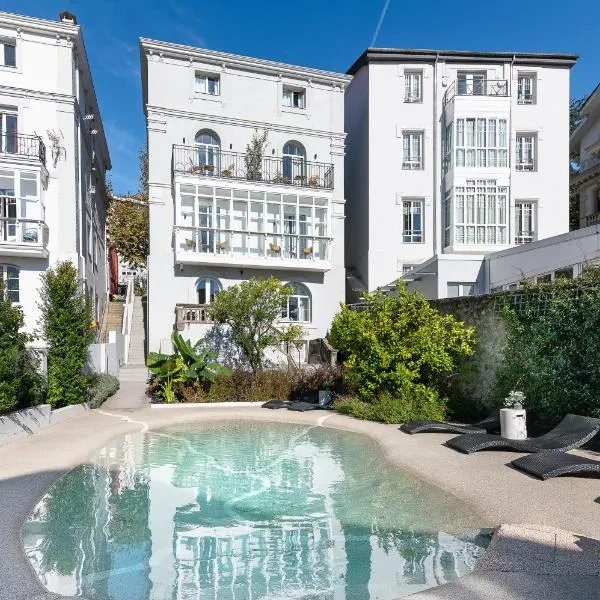 Sercotel El Balcón de la Bahía Suites, hotel v destinaci Santander