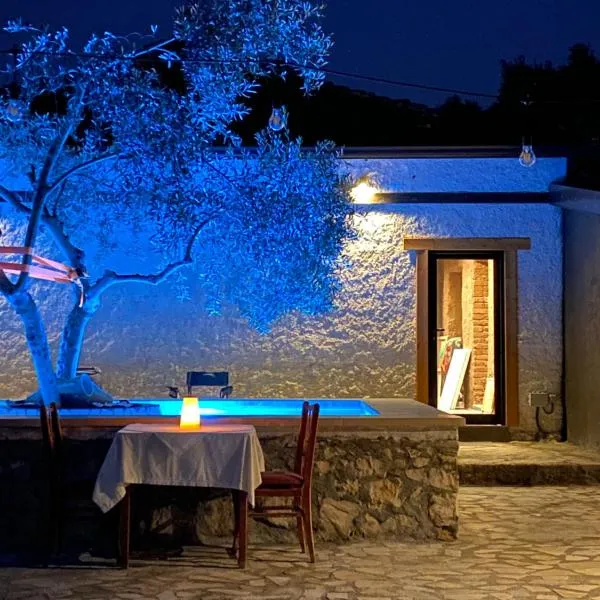 Art House Kruje, hotel v mestu Krujë