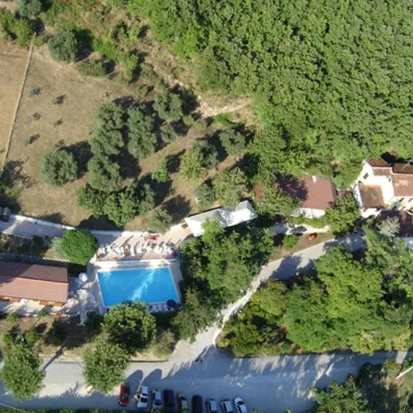 Agriturismo Le Francesche, מלון בנוצ'רה אומברה