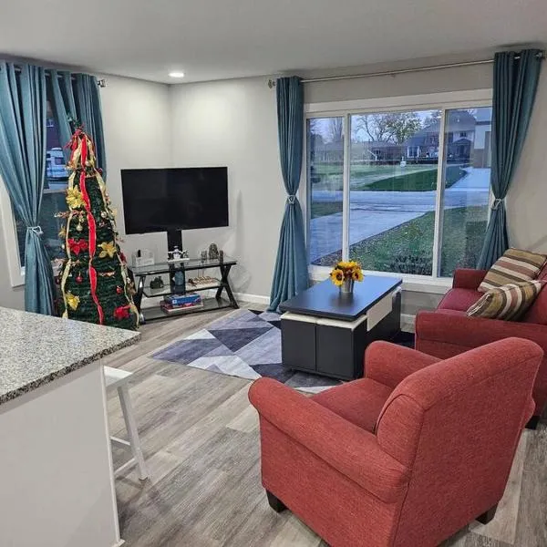 Harbor Haven: Stay, Sail, Dine!，位于Saint Clair Haven的酒店