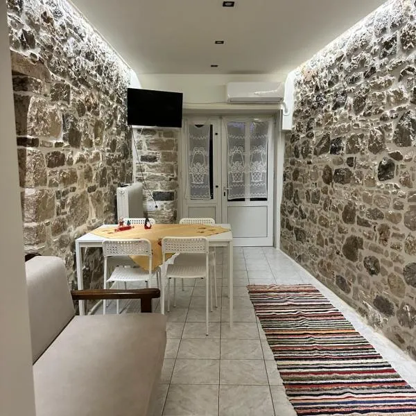 Davelis House, hotel v destinaci Agios Vlasios