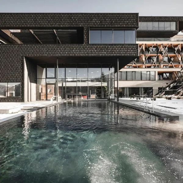 Santre dolomythic home, hotel in Bressanone