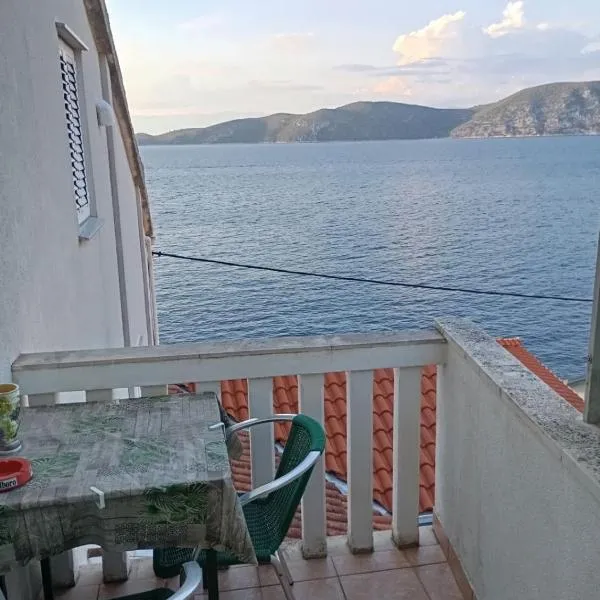Apartments Ivo, hotel v destinaci Račišće