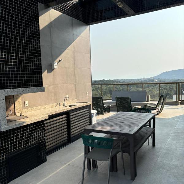 Apto Elegante com Localização Privilegiada e Rooftop incrível - Foto 5