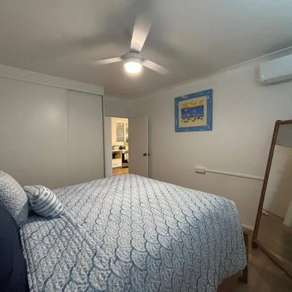 Tropical Ground-Floor Retreat Cairns, hotel a Cairns North