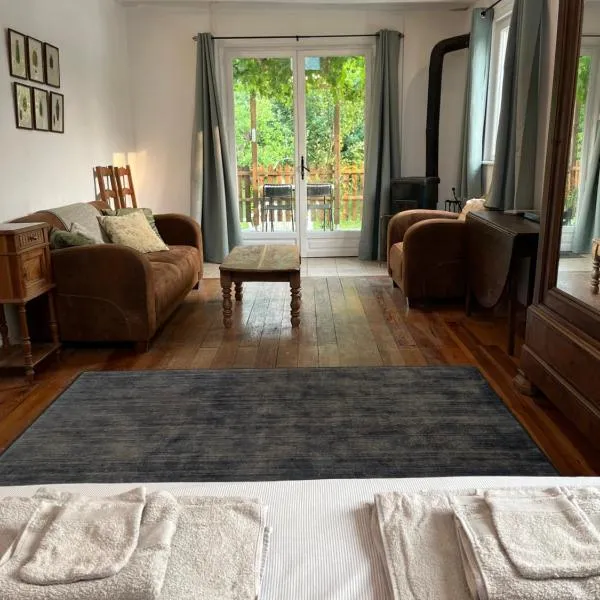 Le Petit Verger Gîte, hotel v destinácii Bonnes