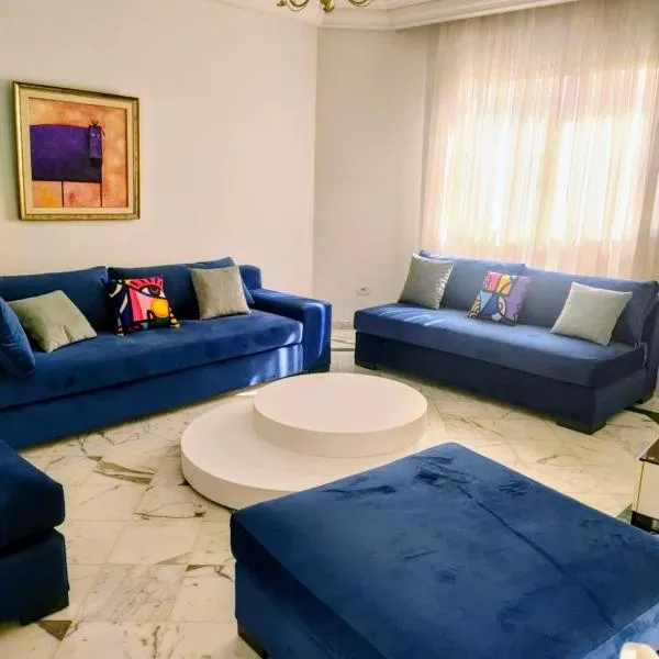 Appartement luxueux aux berges du lac 1, hotel in Tunis