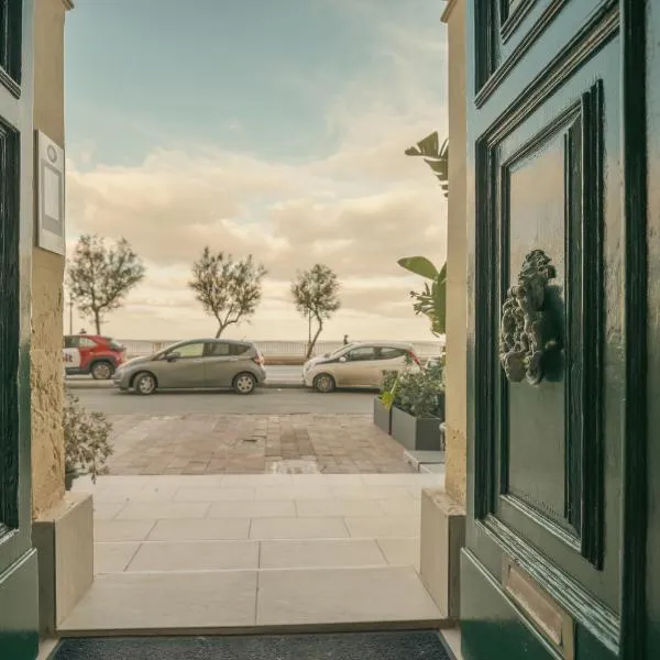 Sliema Central O'Clock Malta, hotel in Sliema