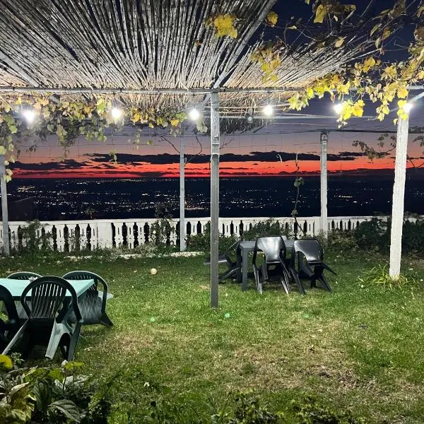 Garden Villa Guni, Hotel in Kruja