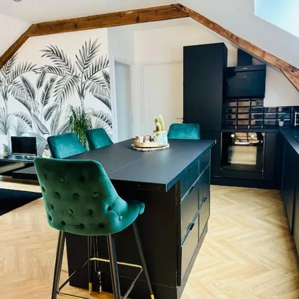 L Emeraude, ξενοδοχείο σε Montlucon