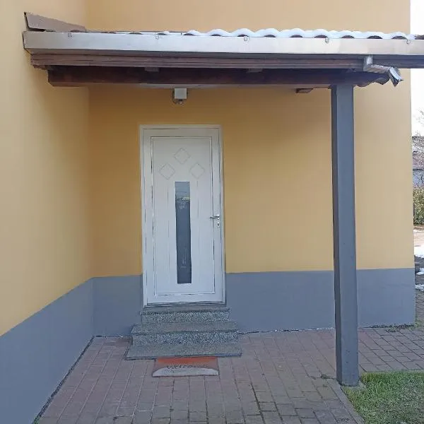 Isangarda Apartment, hotel en Candelo