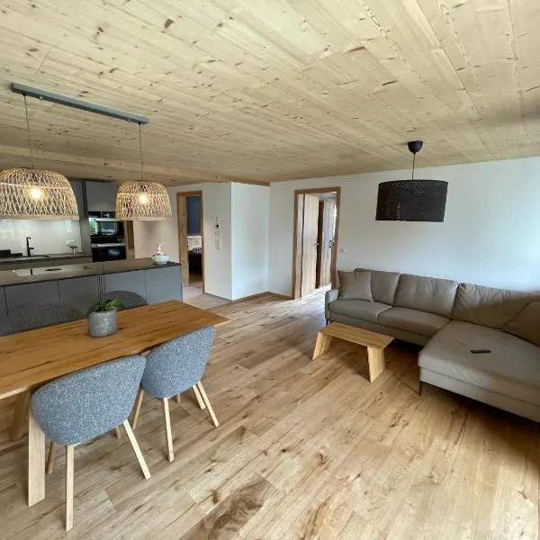 Bergblick Apartments - Schwarzhorn โรงแรมในเบรียนส์