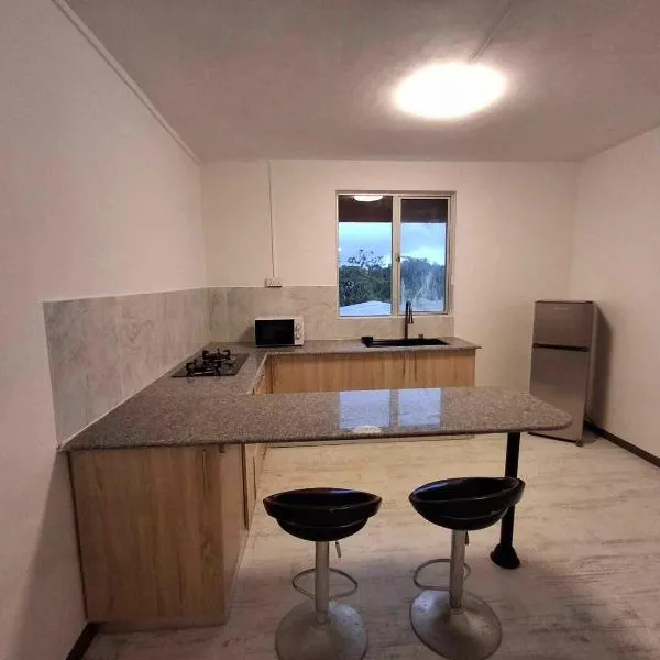 Ant's residence, hotel v destinaci Curepipe
