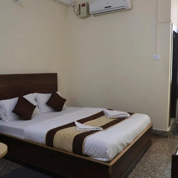 Hotel Embassy, hotel v Dibrugarhu