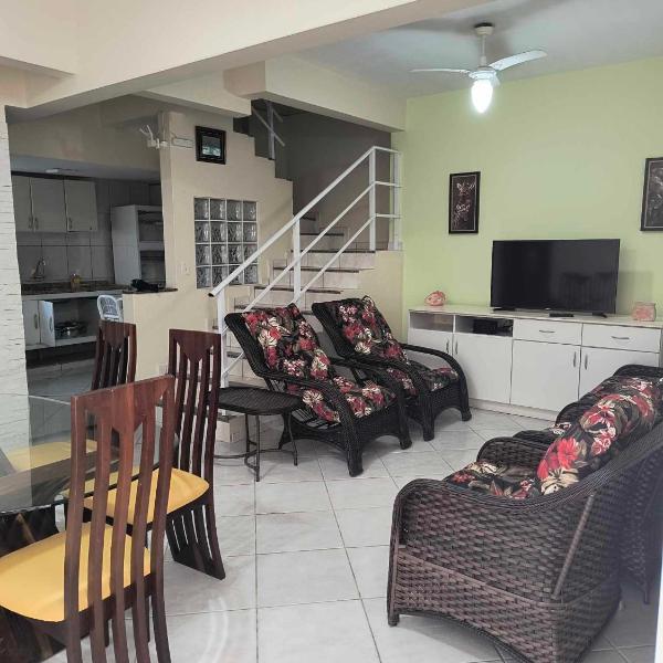 Casa espaçosa 3 dorms no Centro de Bombinhas - Foto 4