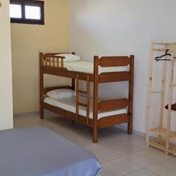 Suítes Privativas à 100m da Praia "NÃO É CASA INTEIRA" - Foto 2