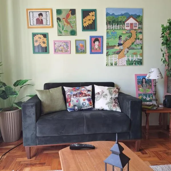 Apartamento Gracioso ao lado do Parque das Águas, ξενοδοχείο σε Caxambu