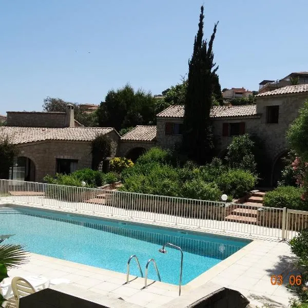 Les Voutes, hotel in Propriano