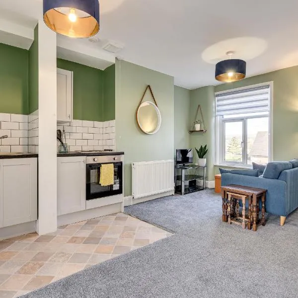 The Old Bike Shop Flat 2، فندق في Heapey