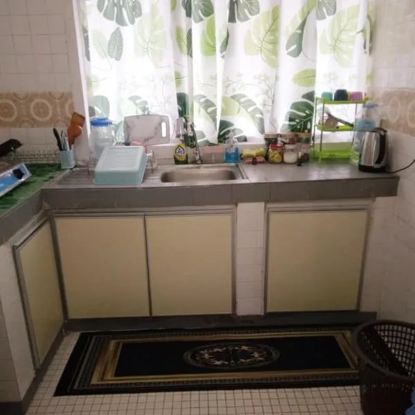 SZ Berkat Jaya Home Sweet Home, hotel in Cukai