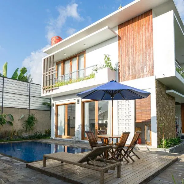 Vil'Latu - 4 Bedrooms Private Villa, hotel v destinaci Mambat