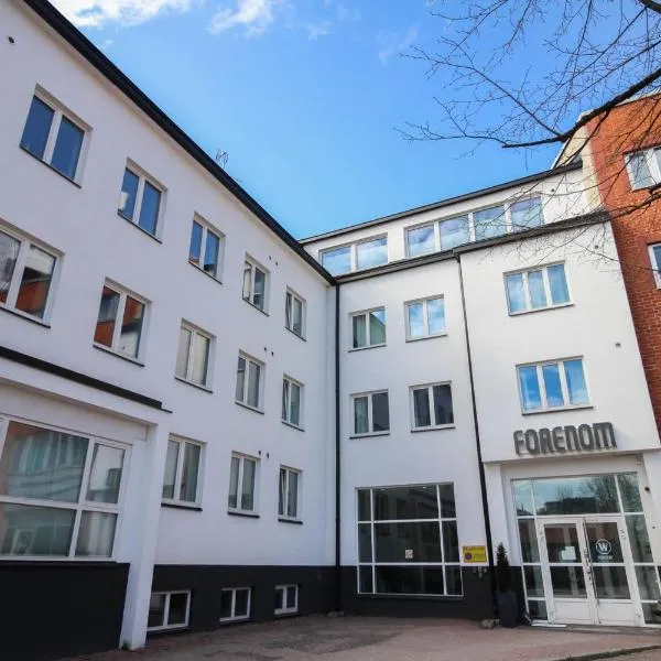 Forenom Serviced Apartments Helsinki Lauttasaari, hotell Helsingis