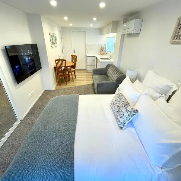 Moores Studio Retreat, hotel u gradu Okland
