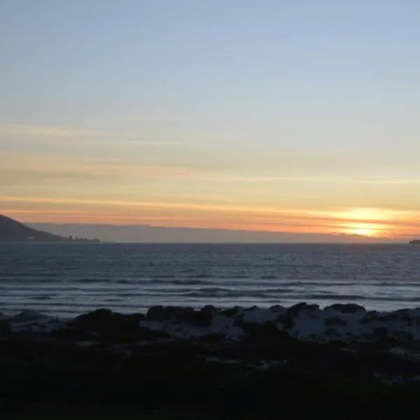 Dolphin Delight، فندق في بلوبيرجستراند