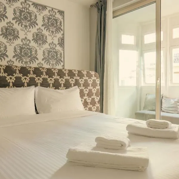 Sliema Central Iprime Studios, hotel i Sliema