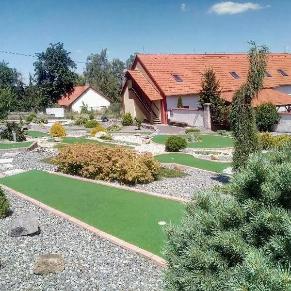 Penzion Na Majlantě, hotel in Miřetice