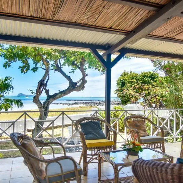 Quaint 3 BDR Beach Bungalow in a fishing village, hotel in Grande Gaube