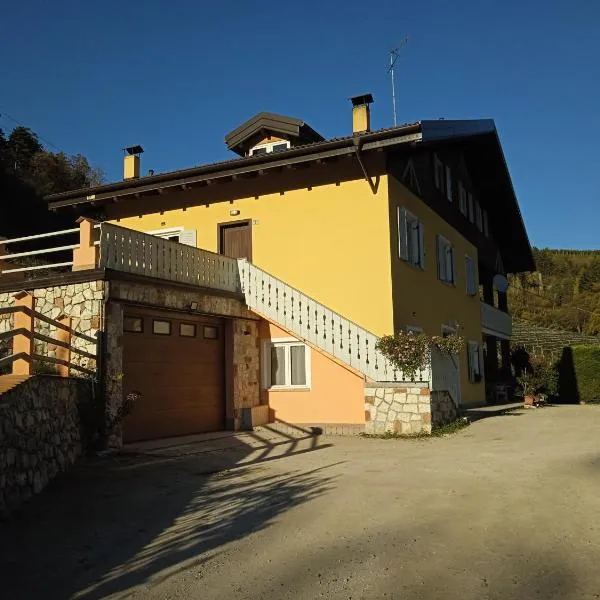 Agritur Casa al Mulino Appartamenti, hotel in Sanzeno