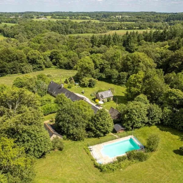 FORET TOTEM - Hébergements nature et bien-être en pleine forêt, Hotel in Persquen