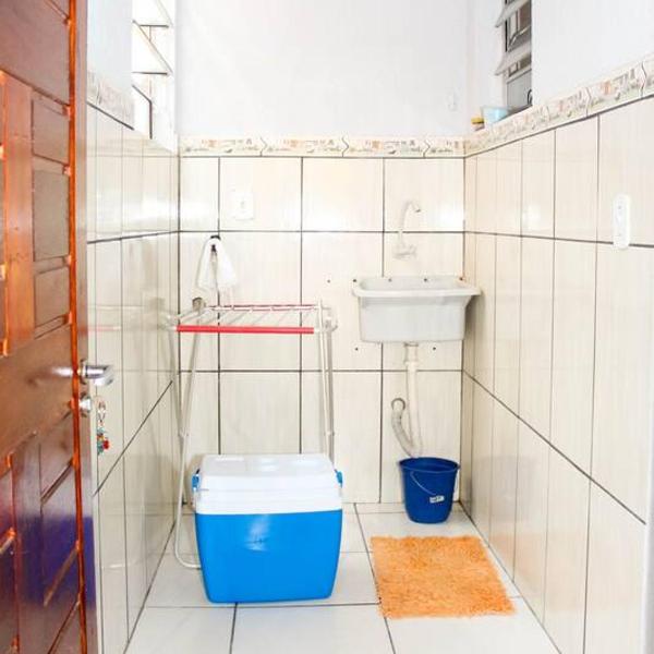Casa 2 quartos, com ar condicionado a 3 minutos caminhando da Prainha - Foto 3