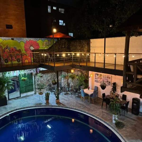 Casa Boutique La Corona Medellin, hotel v destinaci Envigado
