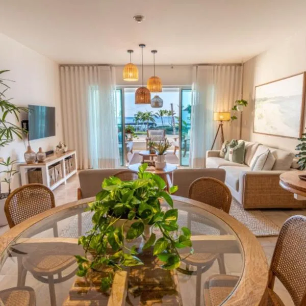 Punta Palmera Beachfront Apartment, hotel di Punta Cana