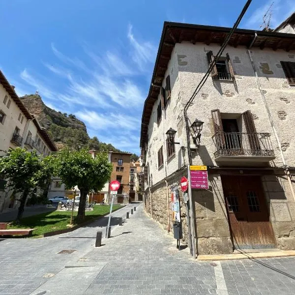 Casa Cardil, hotel v destinaci Graus