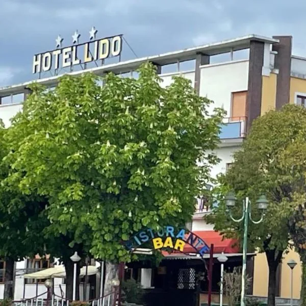 hotel lido, hotel v destinaci Viverone