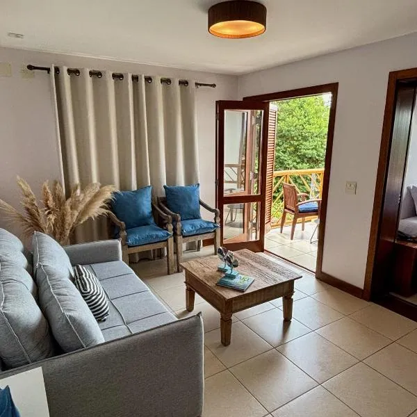 A Casa 46 Ilhabela - Praia do Curral - Refúgio à Beira-Mar, Condominio Yacamim, khách sạn ở Ilhabela