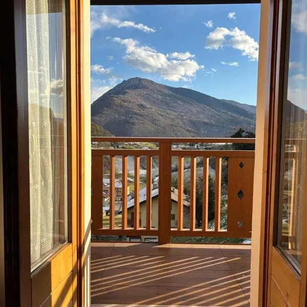 Appartamento Bosco al Sole, hotel v destinaci San Lorenzo in Banale