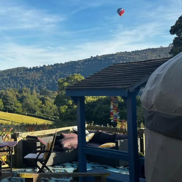 Sunbank Yurt, hotel v destinaci Llangollen