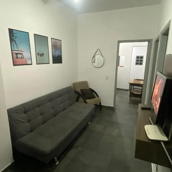 739 Casa 1 · Casa1 - 2 dorm, otima local ,Wi-Fi,Note,Gar, pet, hotel v destinaci Campinas