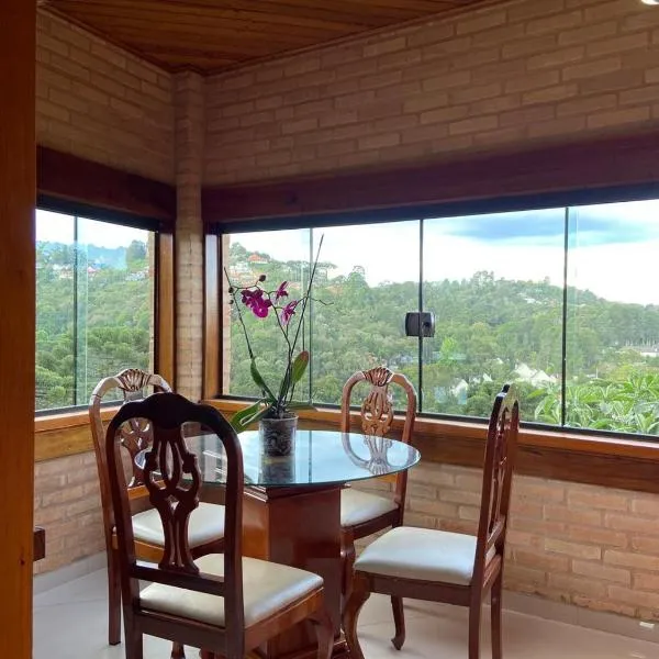 Casa com vista deslumbrante、カンポス・ド・ジョルドンのホテル