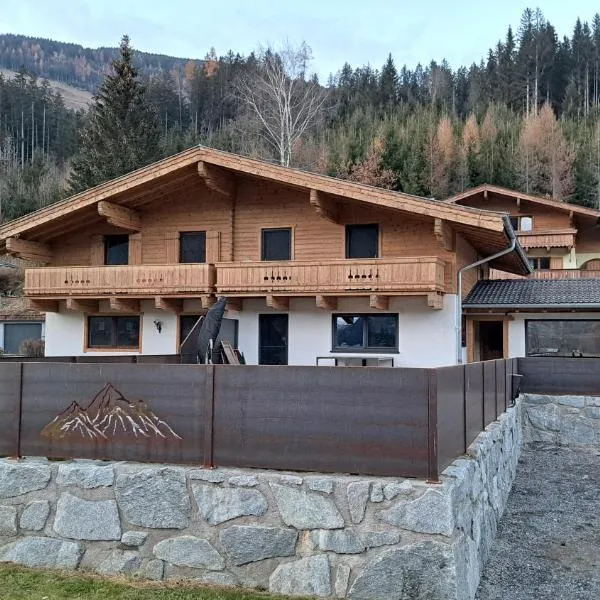 Alpen Chalet Bramberg, hotell sihtkohas Bramberg am Wildkogel